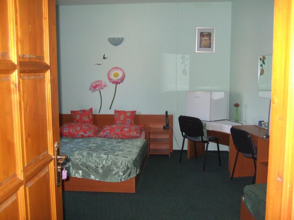 Timarhaz Panzio Bed & Breakfast Seghedin Cameră foto